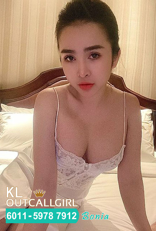 Bonia 6 kl outcall girl